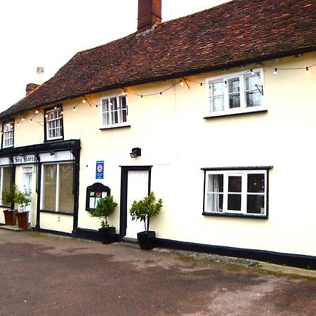 Ship Stores Guest House Clare エクステリア 写真