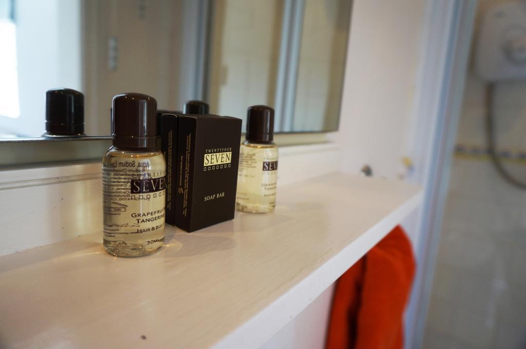 Ship Stores Guest House Clare 部屋 写真
